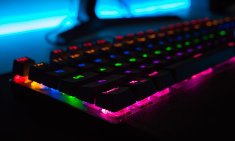 SteelSeries Apex 7 Mechanical Gaming Keyboard