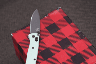 How To Shop For A Knife Collector